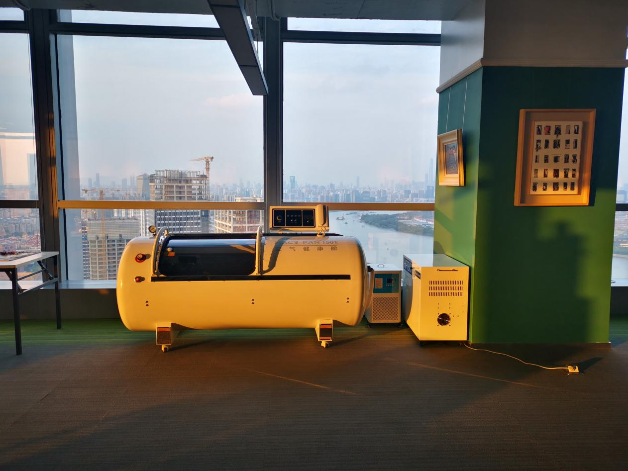 https://www.hbotmacypan.com/1-5ata-hard-hyperbaric-chamber-hp1501-hard-shell-hyperbaric-oxygen-chamber-product/