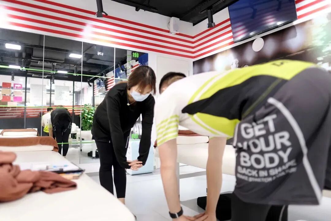 Inona no atao hoe Dr.stretch?