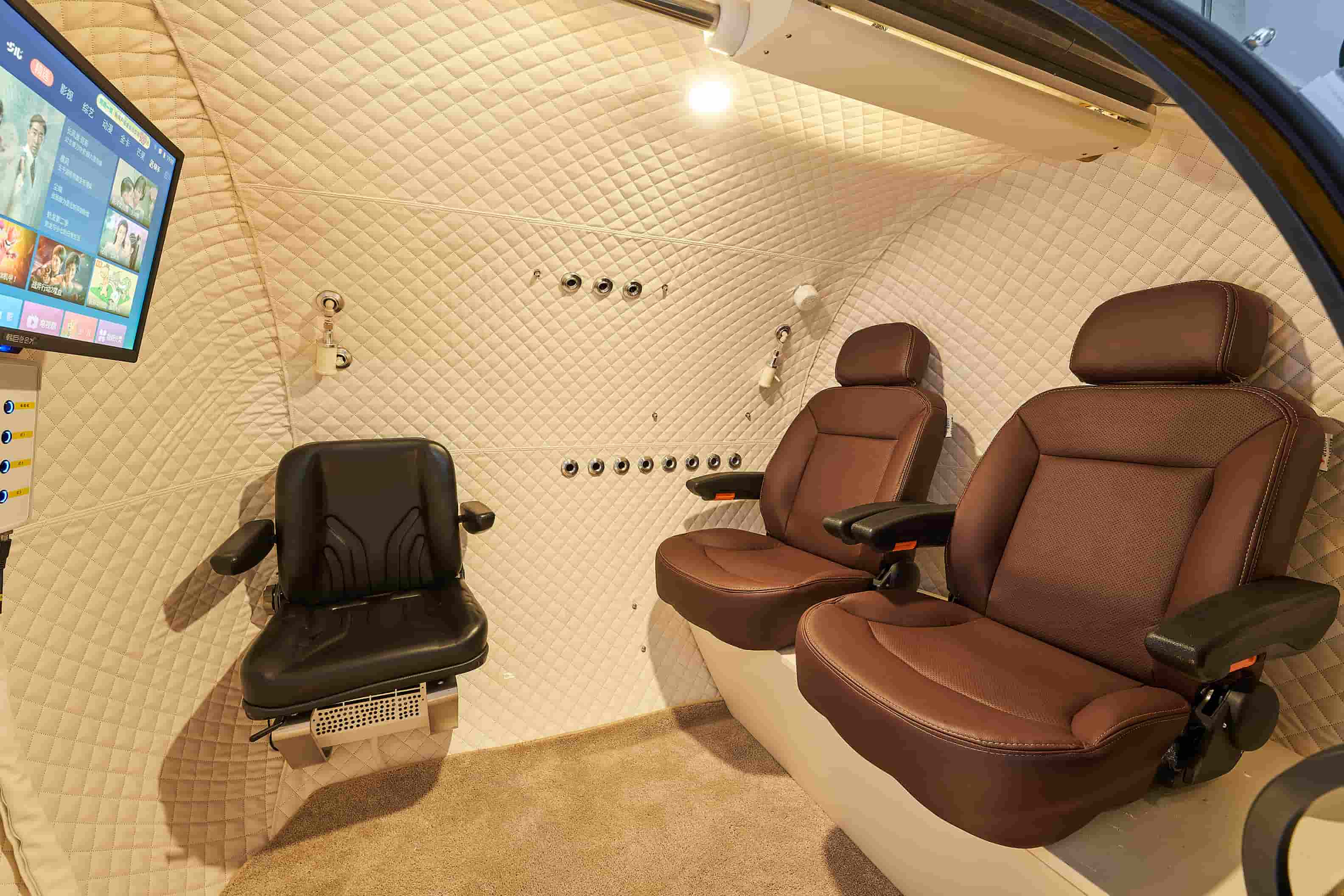 1.Big regual seat options